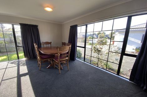 Photo of property in 8 Tiraumea Street, Palmerston North, 4410