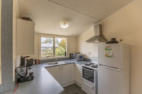 Photo of property in 16 Abbot Avenue, Waipawa, 4210