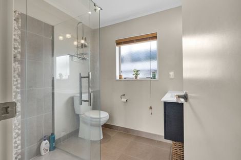 Photo of property in 69c Karamea Street, Whalers Gate, New Plymouth, 4310