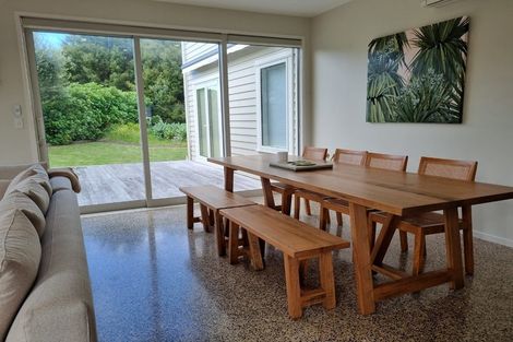 Photo of property in 2 Taumata Road, Omaha, Warkworth, 0986