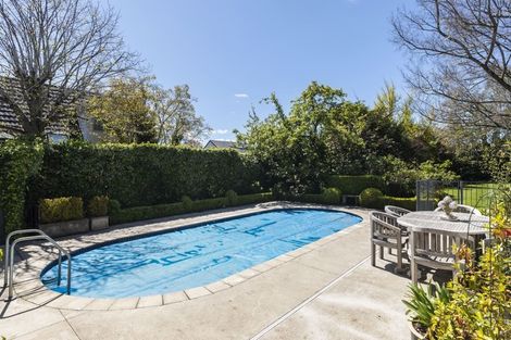 Photo of property in 54 Fendalton Road, Fendalton, Christchurch, 8014