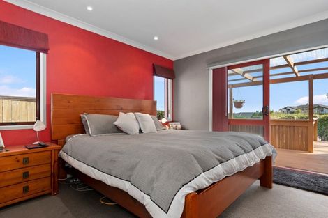 Photo of property in 2 Condor Drive, Pyes Pa, Tauranga, 3112