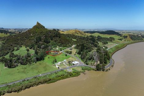 Photo of property in 17 Tokatoka Road, Ruawai, 0592