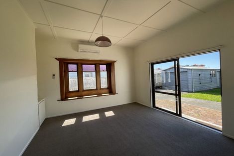 Photo of property in 404 Lyndon Road East, Hastings, 4122