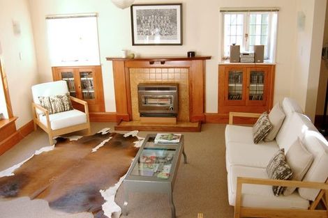 Photo of property in 195 Derwent Street, Island Bay, Wellington, 6023