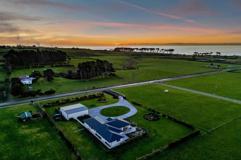 Photo of property in 60 Turangi Road, Motunui, Waitara, 4383