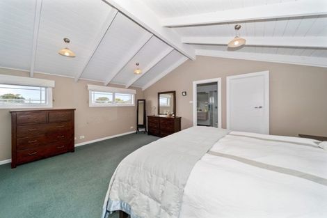 Photo of property in 231 Saint Aubyn Street, New Plymouth, 4310