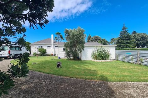 Photo of property in 147 Tasman Street, Opunake, 4616