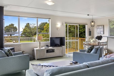 Photo of property in 64 Kaiuru Avenue, Pukawa Bay, Turangi, 3381