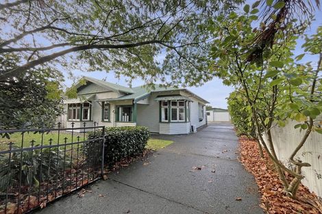 Photo of property in 10 Stanley Avenue, Palmerston North, 4414