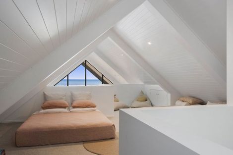 Photo of property in 10b Beach Road, Waihi Beach, 3611