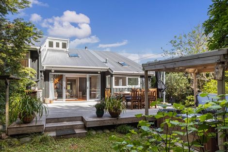 Photo of property in 264 Beach Road, Campbells Bay, Auckland, 0630