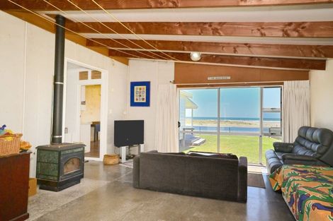 Photo of property in 176 Mahia East Coast Road, Mahia, 4198