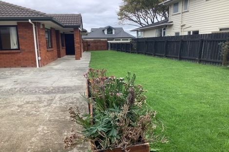 Photo of property in 37 De Menech Grove, Avalon, Lower Hutt, 5011