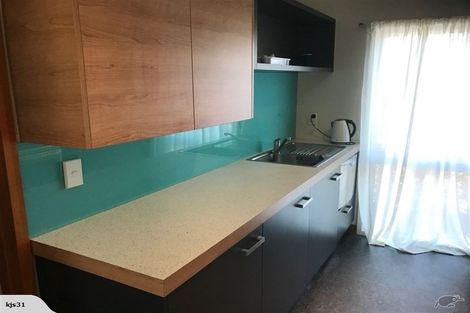 Photo of property in 14 Raekura Place, Redcliffs, Christchurch, 8081