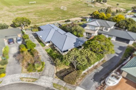 Photo of property in 8 Leigh Place, Paraparaumu Beach, Paraparaumu, 5032