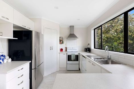 Photo of property in 12 Ash Place, Whalers Gate, New Plymouth, 4310