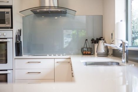 Photo of property in 6 Horopito Road, Waikanae, 5036