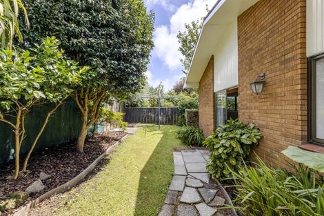 Photo of property in 2/21 Fulford Street, New Plymouth, 4310