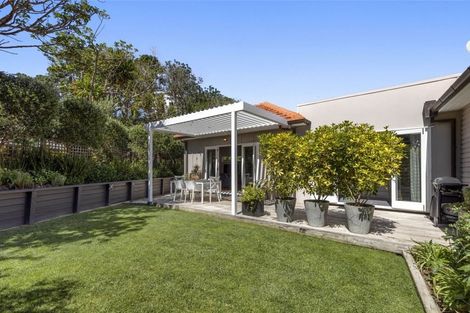 Photo of property in 49 Stanley Point Road, Stanley Point, Auckland, 0624