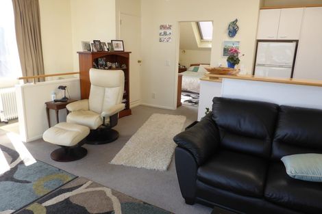 Photo of property in 21a Maida Vale Road, Roseneath, Wellington, 6011