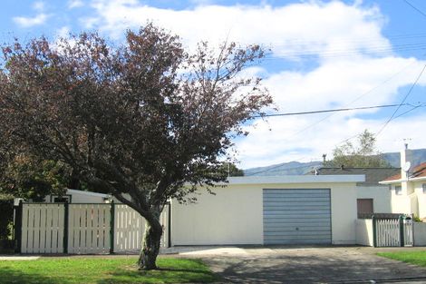 Photo of property in 6 Willow Grove, Ebdentown, Upper Hutt, 5018