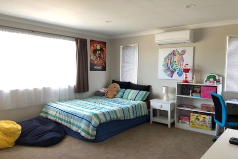 Photo of property in 2 Mullafin Road, Flat Bush, Auckland, 2019