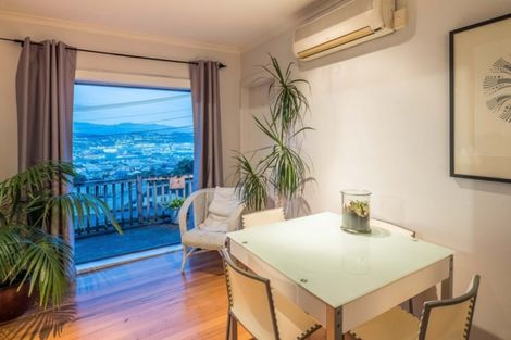 Photo of property in 92 Duncan Terrace, Kilbirnie, Wellington, 6022