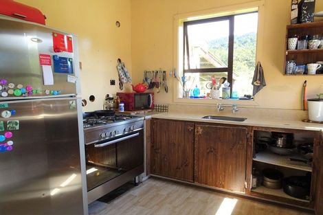 Photo of property in 89 Main Road, Blackball, 7804