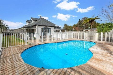 Photo of property in 741a Swanson Road, Swanson, Auckland, 0612