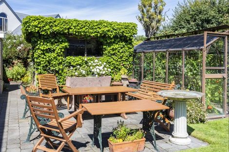 Photo of property in 88 Totara Street, Fendalton, Christchurch, 8041