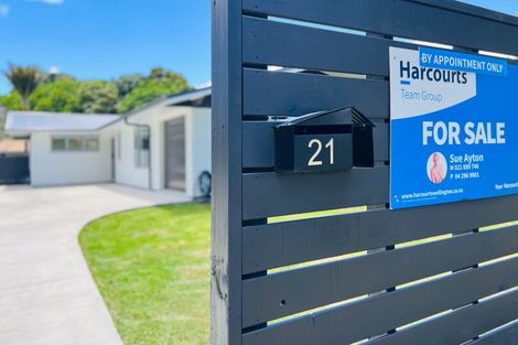 Photo of property in 21 Kohekohe Road, Waikanae, 5036