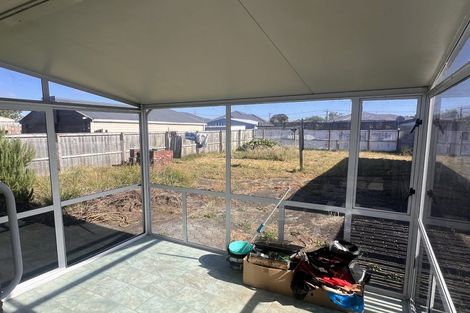 Photo of property in 17 Sandown Crescent, Aranui, Christchurch, 8061