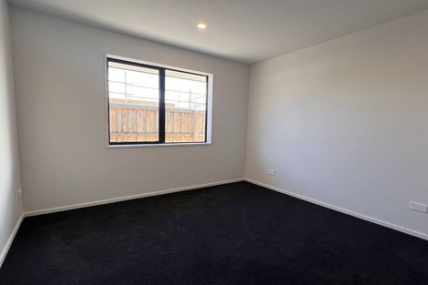 Photo of property in 132 Shillingford Boulevard, Rolleston, 7615