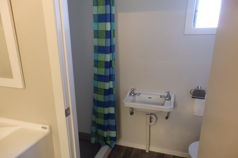 Photo of property in 51 Bowen Street, Cambridge, 3434