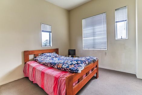 Photo of property in 101 Albionvale Road, Glen Eden, Auckland, 0602