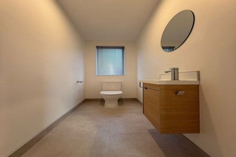 Photo of property in 5 Aquamarine Road, Rosehill, Papakura, 2113