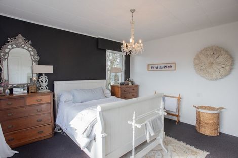 Photo of property in 135 Park Street, Winton, 9720