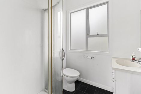 Photo of property in 37 Somerset Street, Brooklands, New Plymouth, 4310