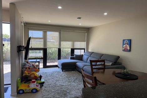 Photo of property in 35/8 Landscape Road, Papatoetoe, Auckland, 2025