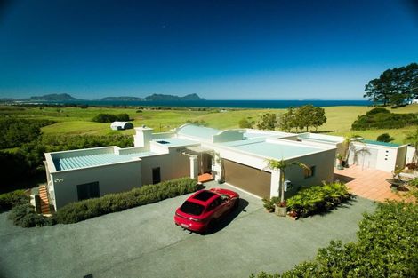 Photo of property in 114 Mountfield Road, Waipu, 0582