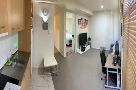 Photo of property in 1b/5 Charlotte Street, Eden Terrace, Auckland, 1021