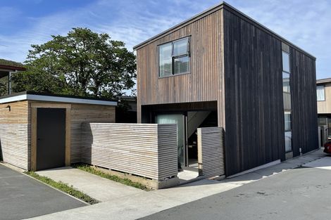 Photo of property in 6/20 Trent Street, Island Bay, Wellington, 6023