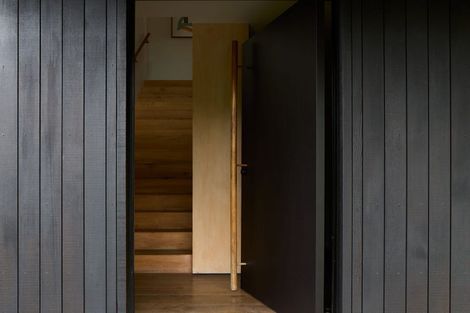 Photo of property in 5 Harkess Lane, Lyttelton, 8082