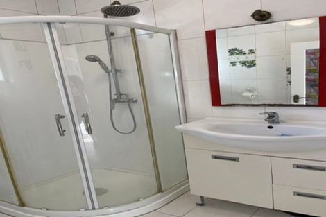 Photo of property in 31 Sequoia Place, Sunnynook, Auckland, 0620