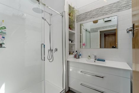 Photo of property in 9 Highbury Drive, Levin, 5510