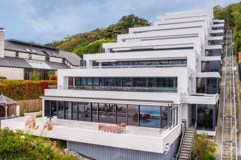 Photo of property in 1/308 Oriental Parade, Oriental Bay, Wellington, 6011