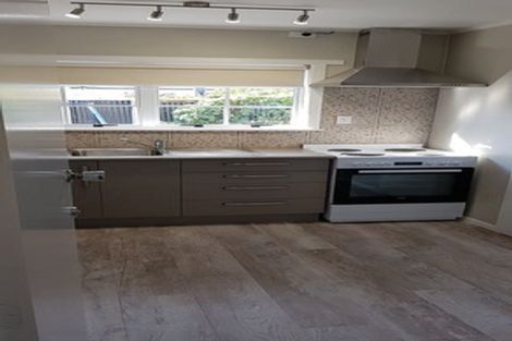 Photo of property in 2/11 Leicester Street, Stoke, Nelson, 7011