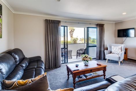 Photo of property in 85 Le Quesne Road, Bay View, Napier, 4104