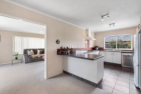 Photo of property in 8 Cape Place, Poraiti, Napier, 4112